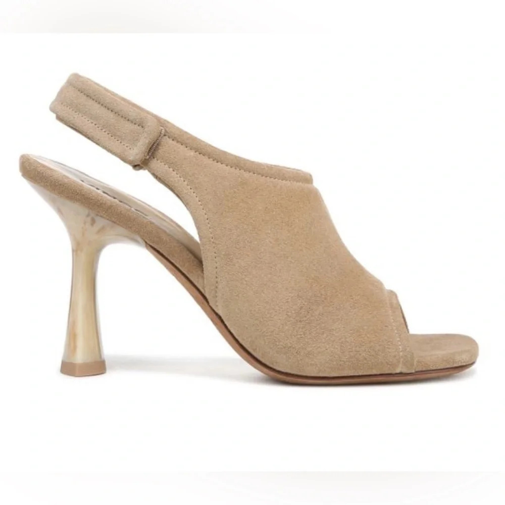 Vince Women's Quest Sandals Color: DUNE BEIGE SZ 8